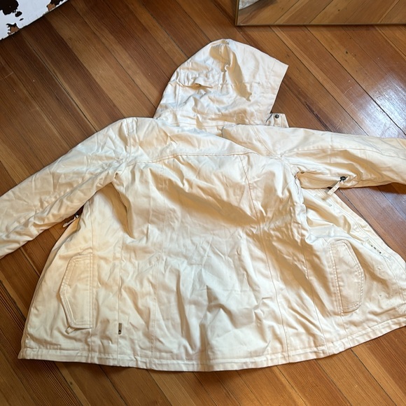 Burton Dry Ride Snowboarding/Ski Jacket - Picture 4 of 8